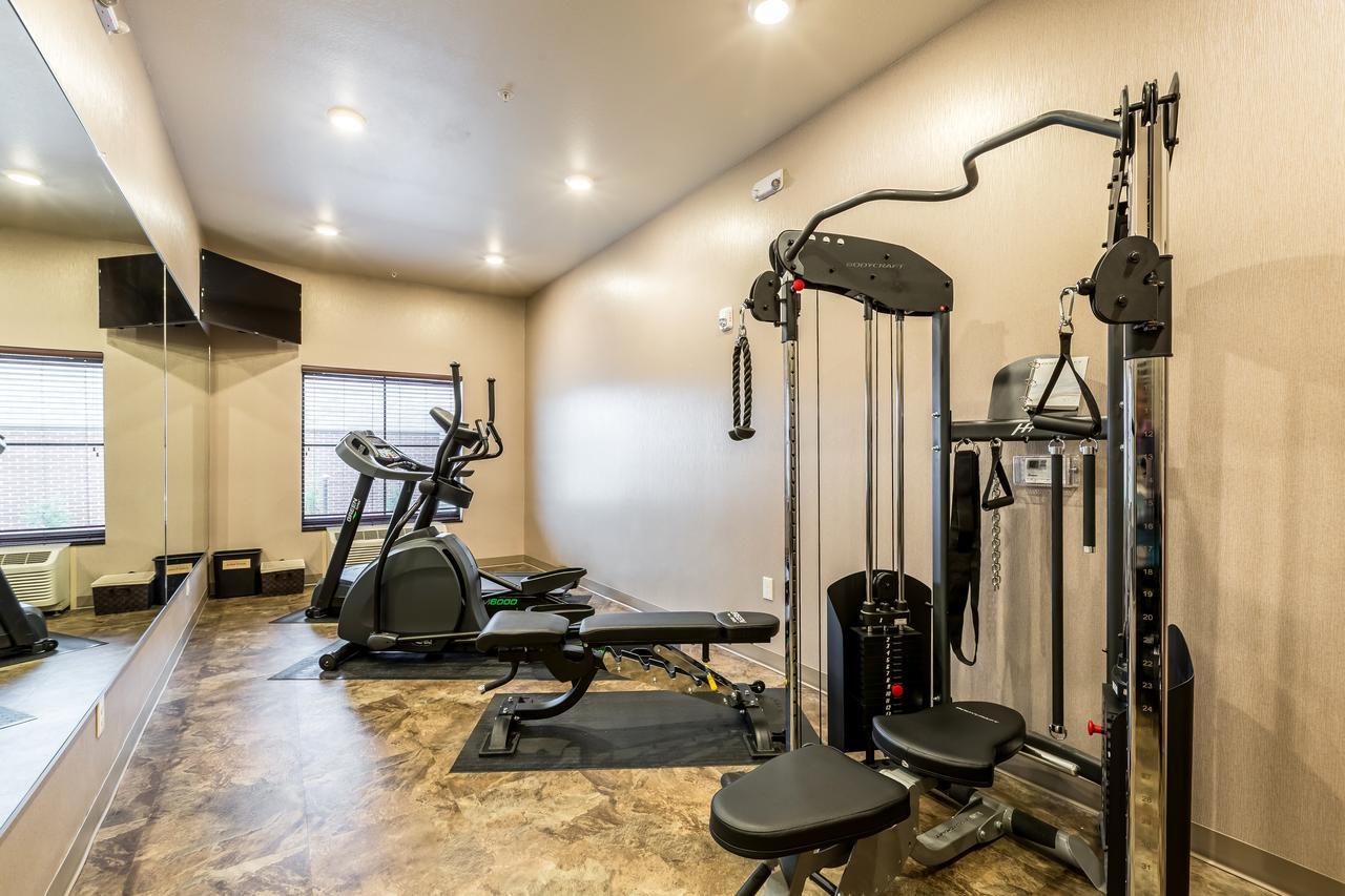 Cobblestone Hotel & Suites Hartford Buitenkant foto